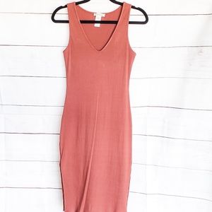 V-Neck Ribbed Midi Dress